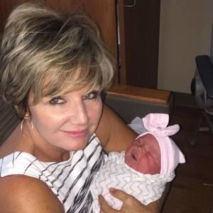 Meet your Posher, Sharon